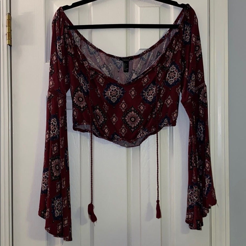 Long sleeve crop top